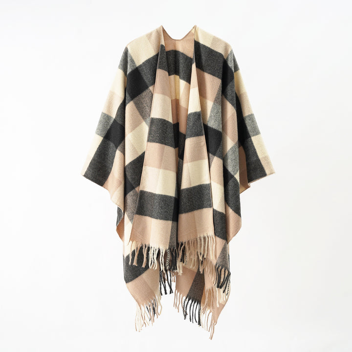 Women's Oversize Wrap Poncho made of wool blend with graphic diamond pattern and fringed hem Mune Fashion