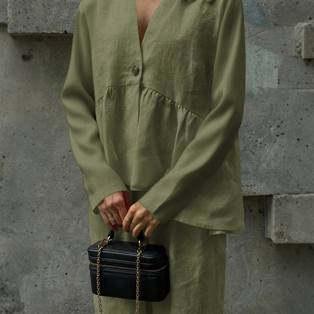 Ladies nan legeres linen mix two-piece with V-neck peplum blouse, single button placket and wide palazzo pants leg Mune Fashion