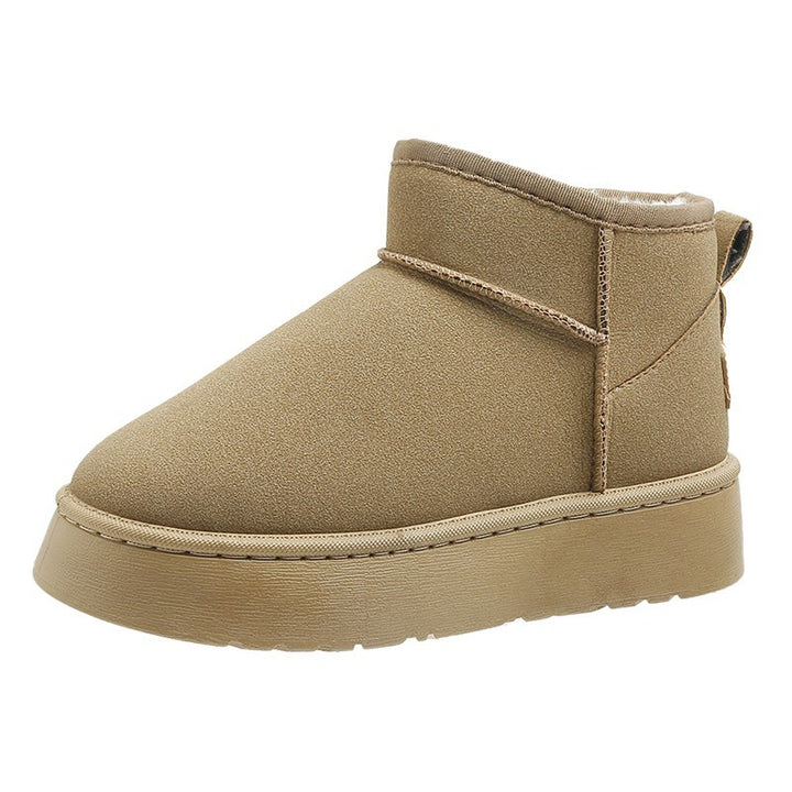 Women Padded Short Shaft Winter Boots with Faux Fur Lining Platform Sole and Pull-On Mune Fashion