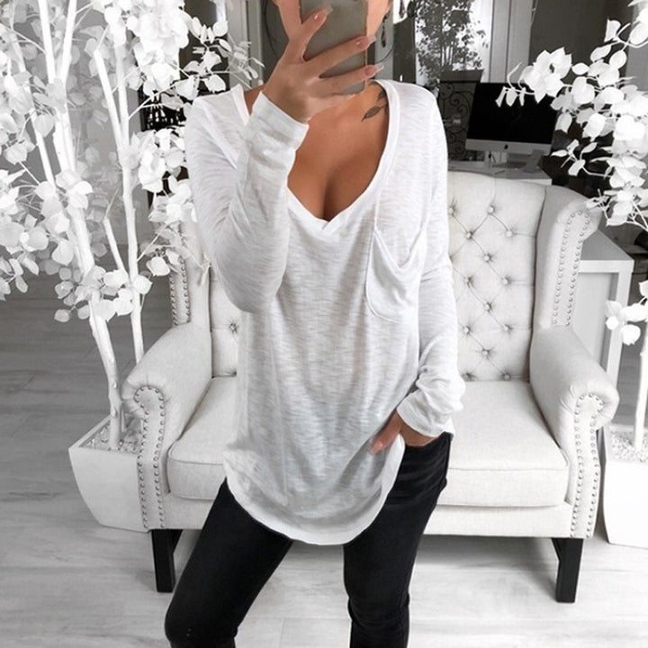 Women's Casual Oversize Tunic with V-Neck, Chest Pocket and Extended Hem Mune Fashion