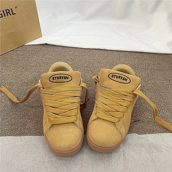 Women's sneakers made of soft suede with a non-slip rubber sole Mune Fashion