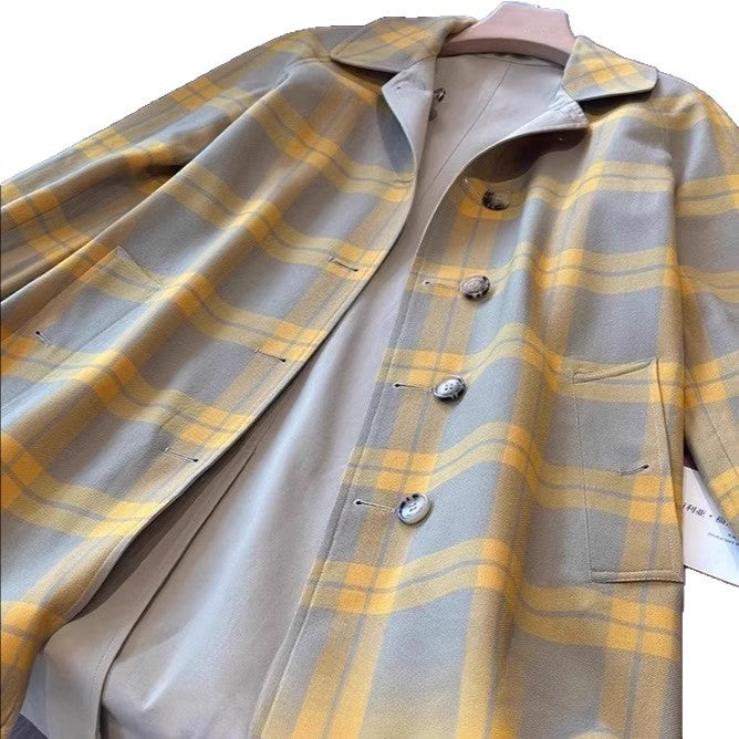 Women's Elegant Trench Coat with Double Button Placket made of High-Quality Material Mune Fashion