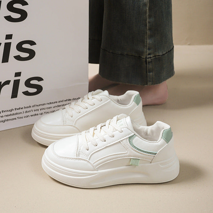 Ladies sporty sneakers with thick sole and soft lining Mune Fashion