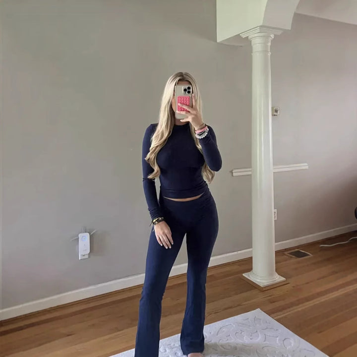 Women Seamless Sports Set with Long Sleeve Cropped Top and High Waist Leggings Mune Fashion