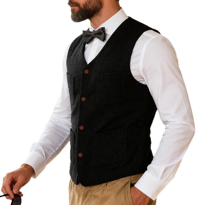 Men's wool felt vest with V-neck, four patch pockets and button placket Mune Fashion