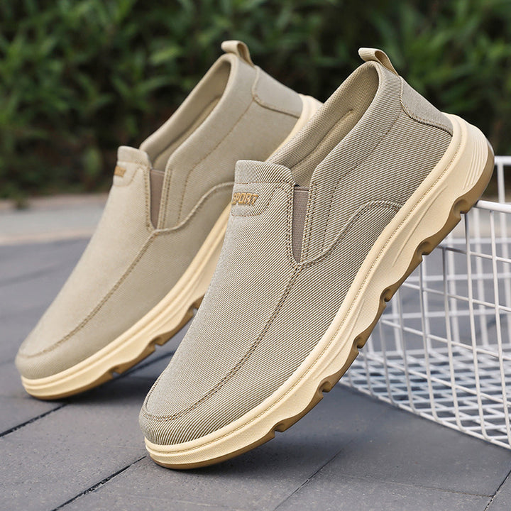 Men's lightweight breathable canvas slip-on casual shoe with elastic entry and cushioned lightweight sole Mune Fashion
