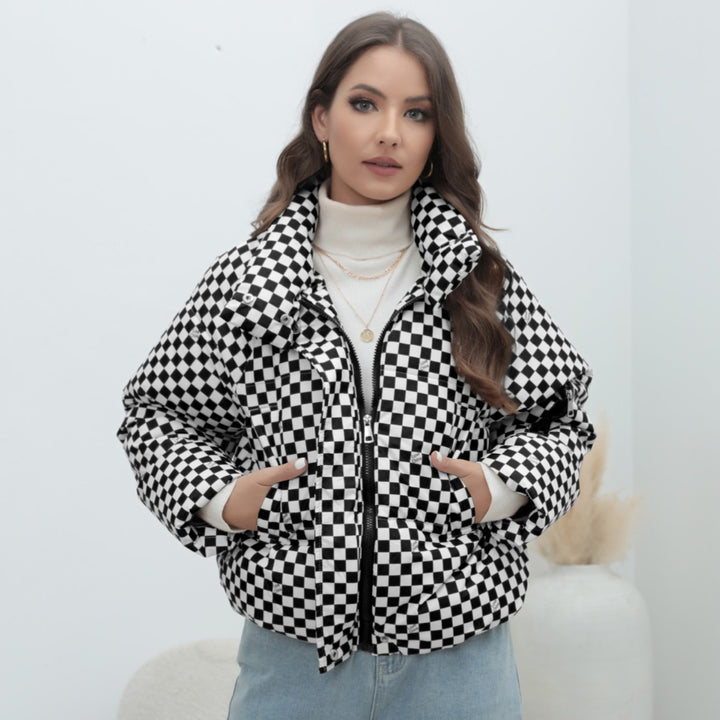 Women's Short Quilted Check Winter Jacket with Stand-Up Collar and Arm Pocket Mune Fashion