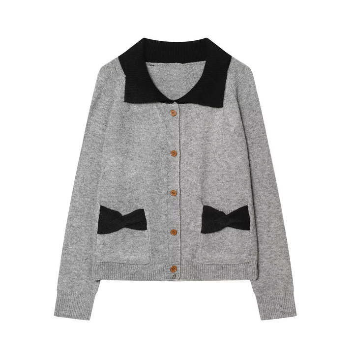 Women’s knit cardigan with oversized collar and bow pockets Mune Fashion