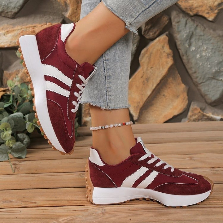 Ladies Retro Platform Sneaker with Suede Upper, Decorative Accent Stripes and Profiled Traction Sole Mune Fashion
