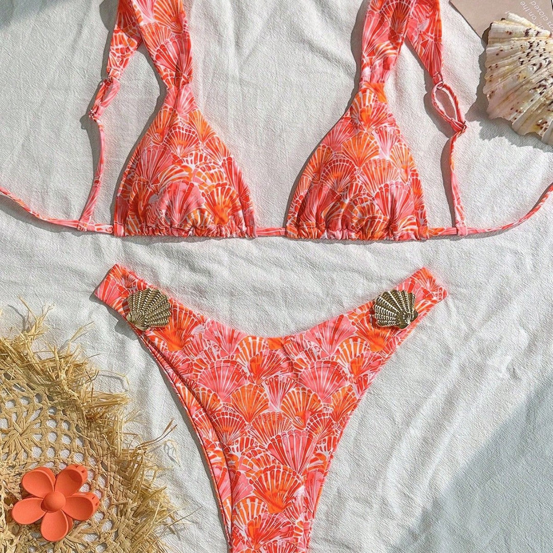 Women Triangle Bikini with Stylish Shell Design Mune Fashion