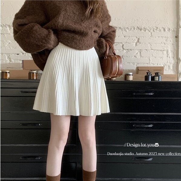 Women's pleated skirt with elastic waistband Mune Fashion
