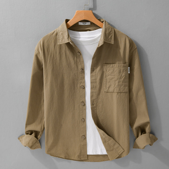 Men's casual shirt jacket made of lightweight cotton twill with a patch chest pocket and relaxed fit Mune Fashion