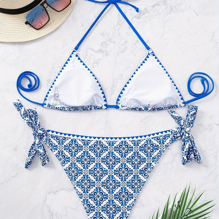 Women's Triangle Bikini with Playful Knot Design Mune Fashion