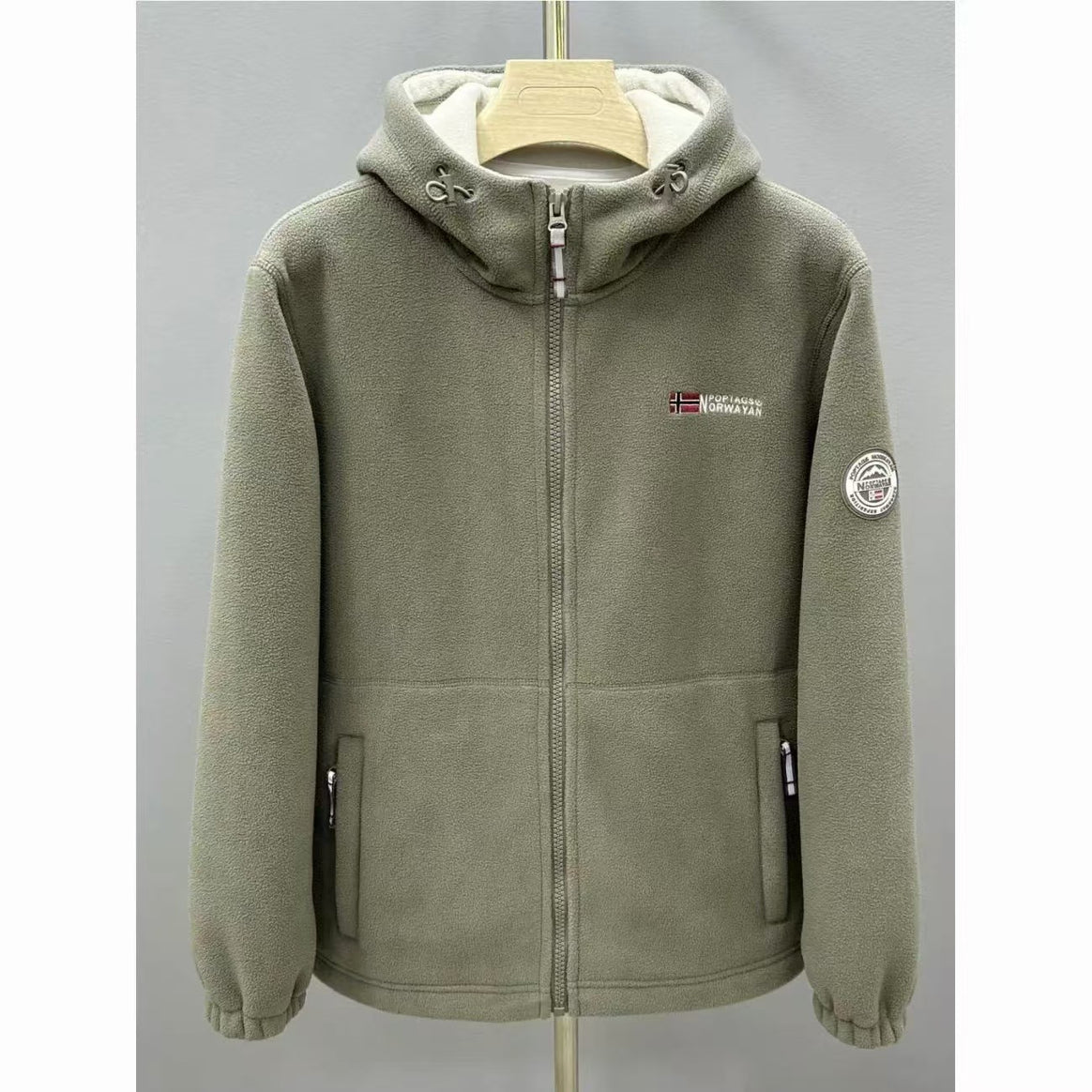Men's Warm Fleece Hooded Jacket with Sherpa Lining, Wind Protection & Zipper Pockets Mune Fashion
