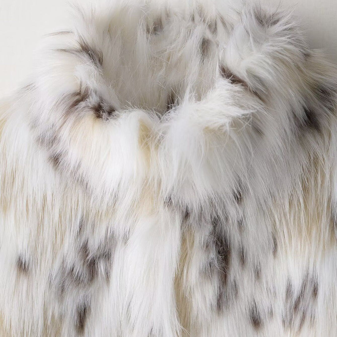 Women's short faux fur cropped jacket with stand-up collar, soft fibers and mottled texture Mune Fashion