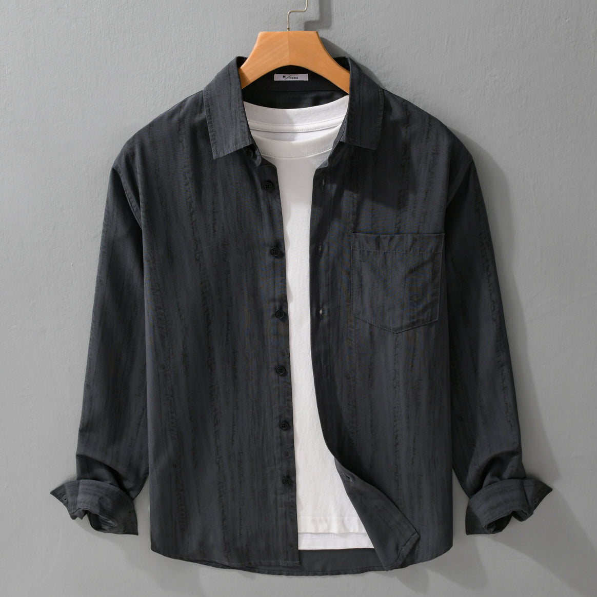 Men's Lightweight Layering Shirt made of Cotton Blend with Chest Pocket and Subtle Stripe Relief Mune Fashion
