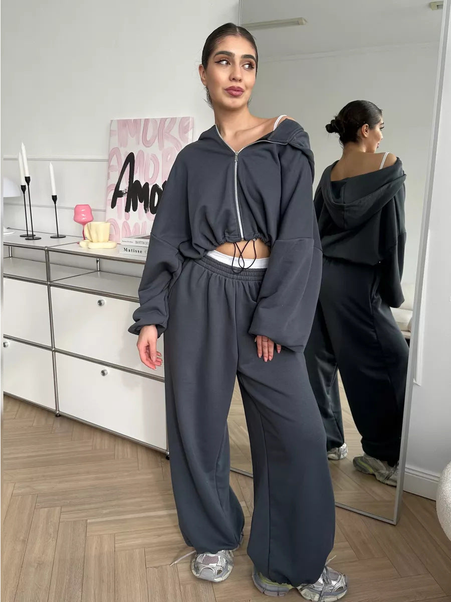 Women nan cropped zipper hoodie with drawstring hem and wide sweatpants cut Mune Fashion