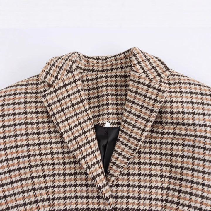 Women Long Houndstooth Coat with Lapel Collar, Two-Button Closure and Flap Pockets Mune Fashion