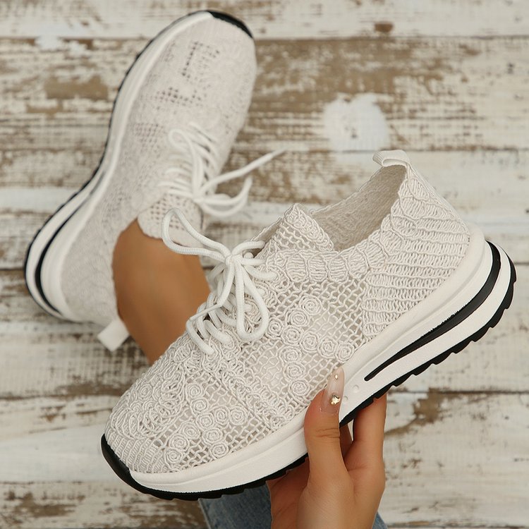 Women's knitted slip-on platform sneakers with breathable upper material and padded comfort insole Mune Fashion