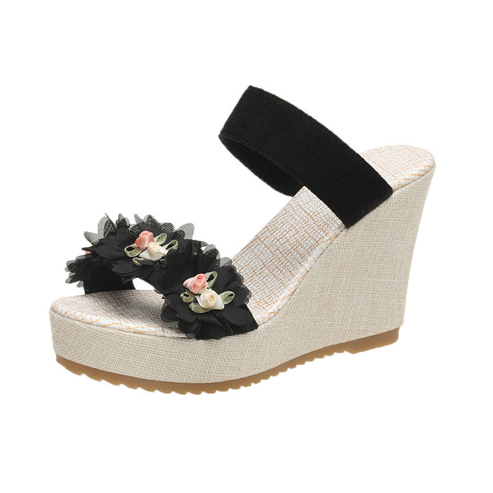 Women's wedge sandals with handcrafted flower appliqué and elastic midfoot strap Mune Fashion