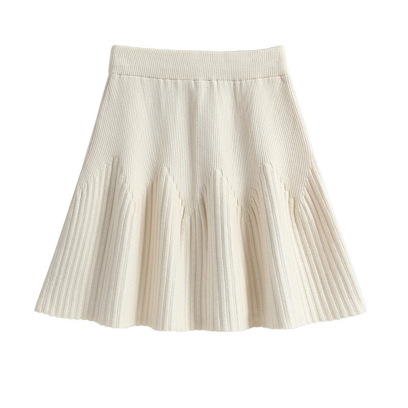 Ladies Pleated Skirt with Soft Material and Elegant Wave Pattern Mune Fashion