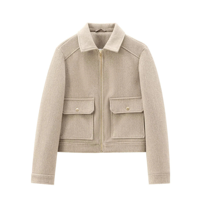 Women's short jacket in velour look with flap patch pockets and full-length zipper Mune Fashion