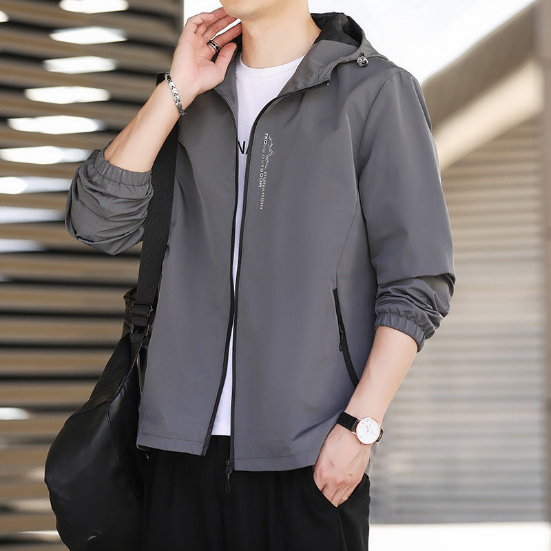Men's Light Outdoor Jacket with Adjustable Hood Mune Fashion