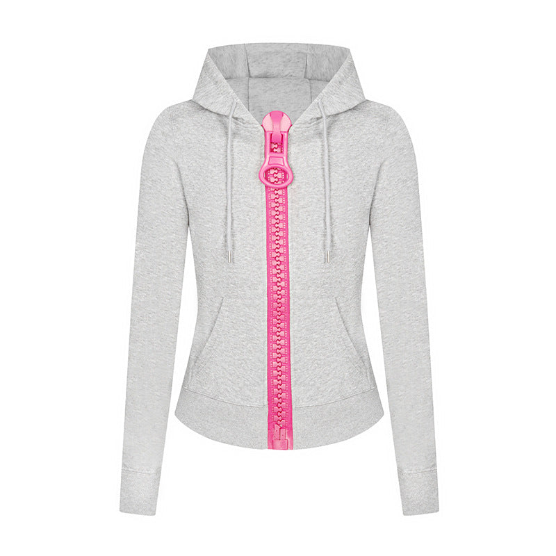 Women’s hooded sweat jacket with distinctive decorative zipper and kangaroo pocket Mune Fashion