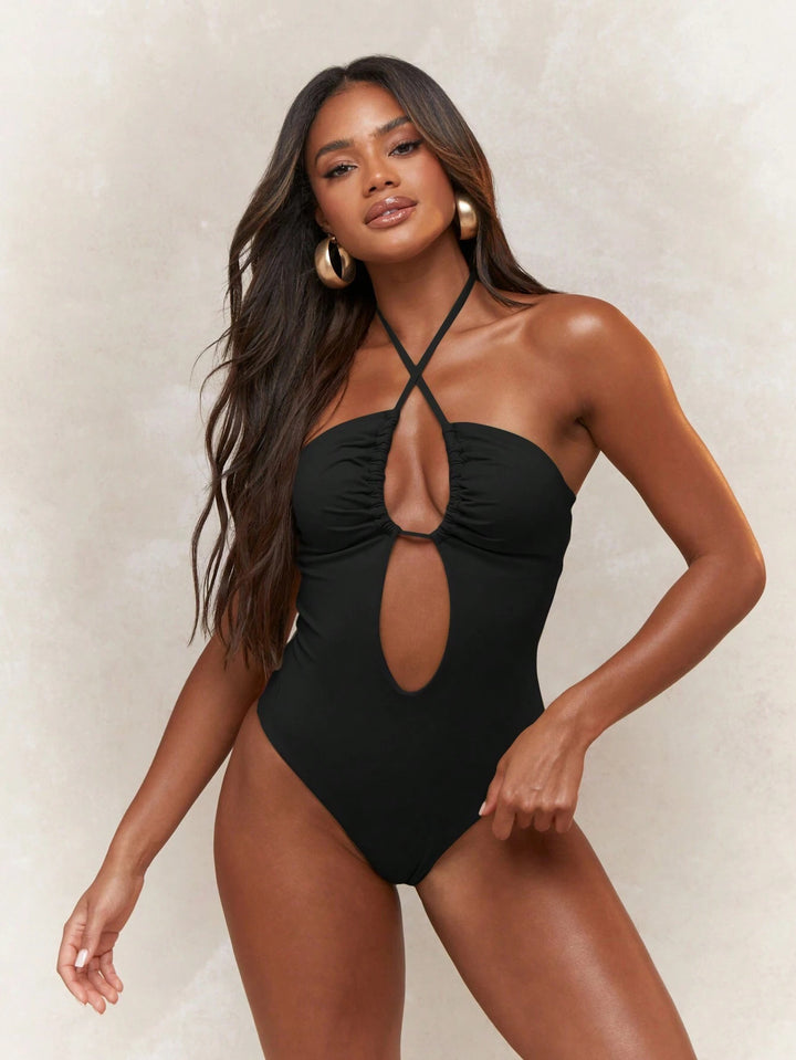 Women's One-Piece Swimsuit with Refined Keyhole Design Mune Fashion