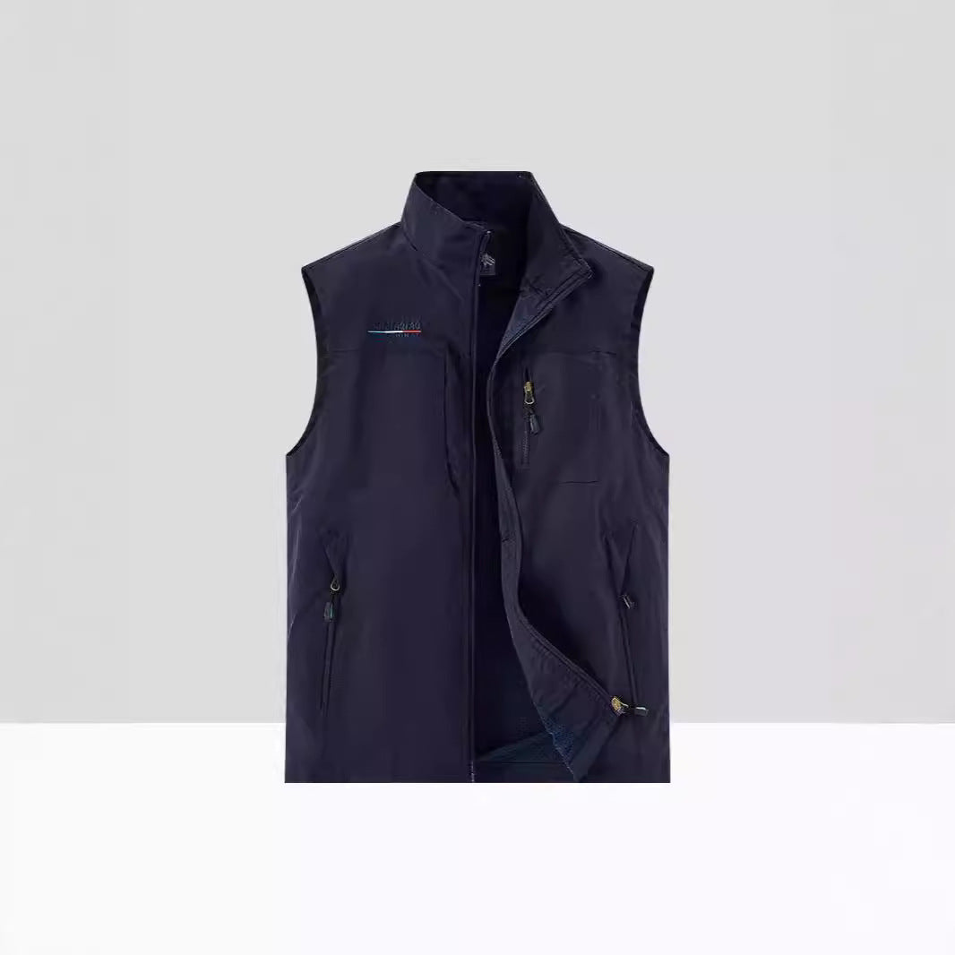 Men's Lightweight Breathable Outdoor Softshell Vest with Mesh Lining and Multiple Zip Pockets Mune Fashion