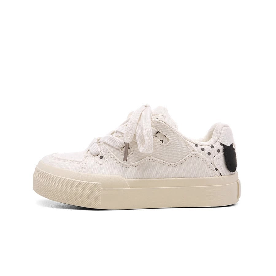 Women Comfortable Sneakers with Thick Platform and Playful Lace-Up System Mune Fashion