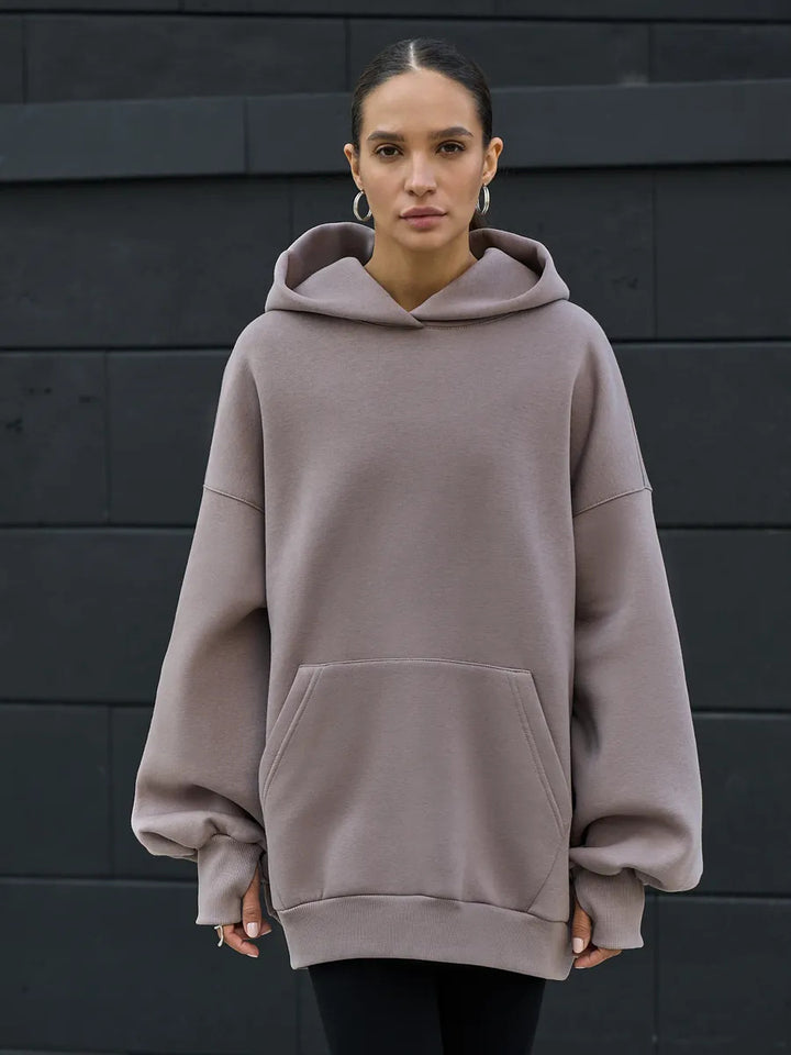 Women Oversized Hoodie with Extra Wide Cut and Kangaroo Pocket Mune Fashion