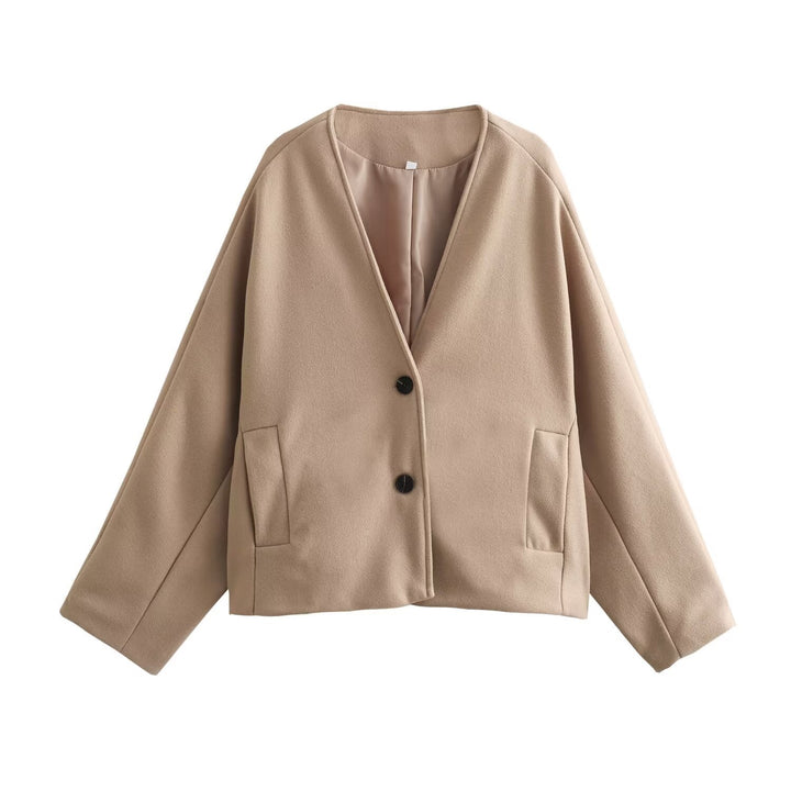 Ladies short coat made of wool blend with oversized silhouette, V-neck and double button closure Mune Fashion