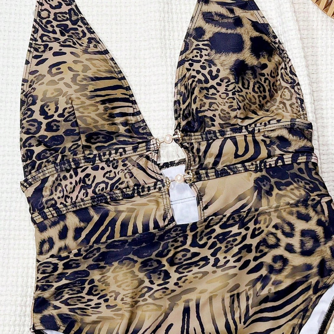 Women's One-Piece Swimsuit with Deep V-Neck and Fashionable Animal Print Mune Fashion