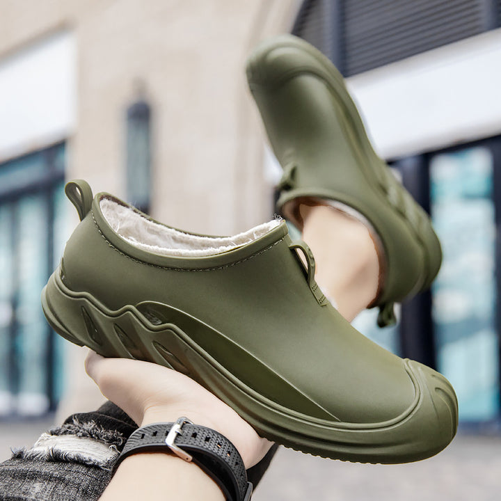 Men's insulated waterproof slip-on clogs with thermal lining and profiled outdoor outsole Mune Fashion