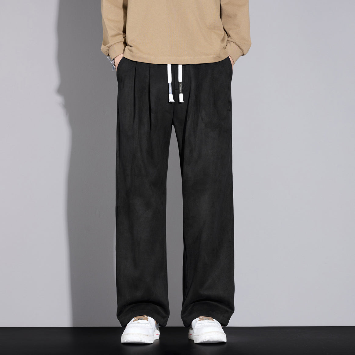 Men's casually cut pleated trousers with drawstring, wide leg and velour look Mune Fashion