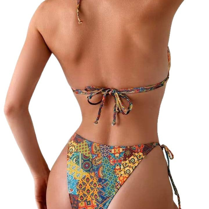 Women's Triangle Bikini with Playful Tying System Mune Fashion