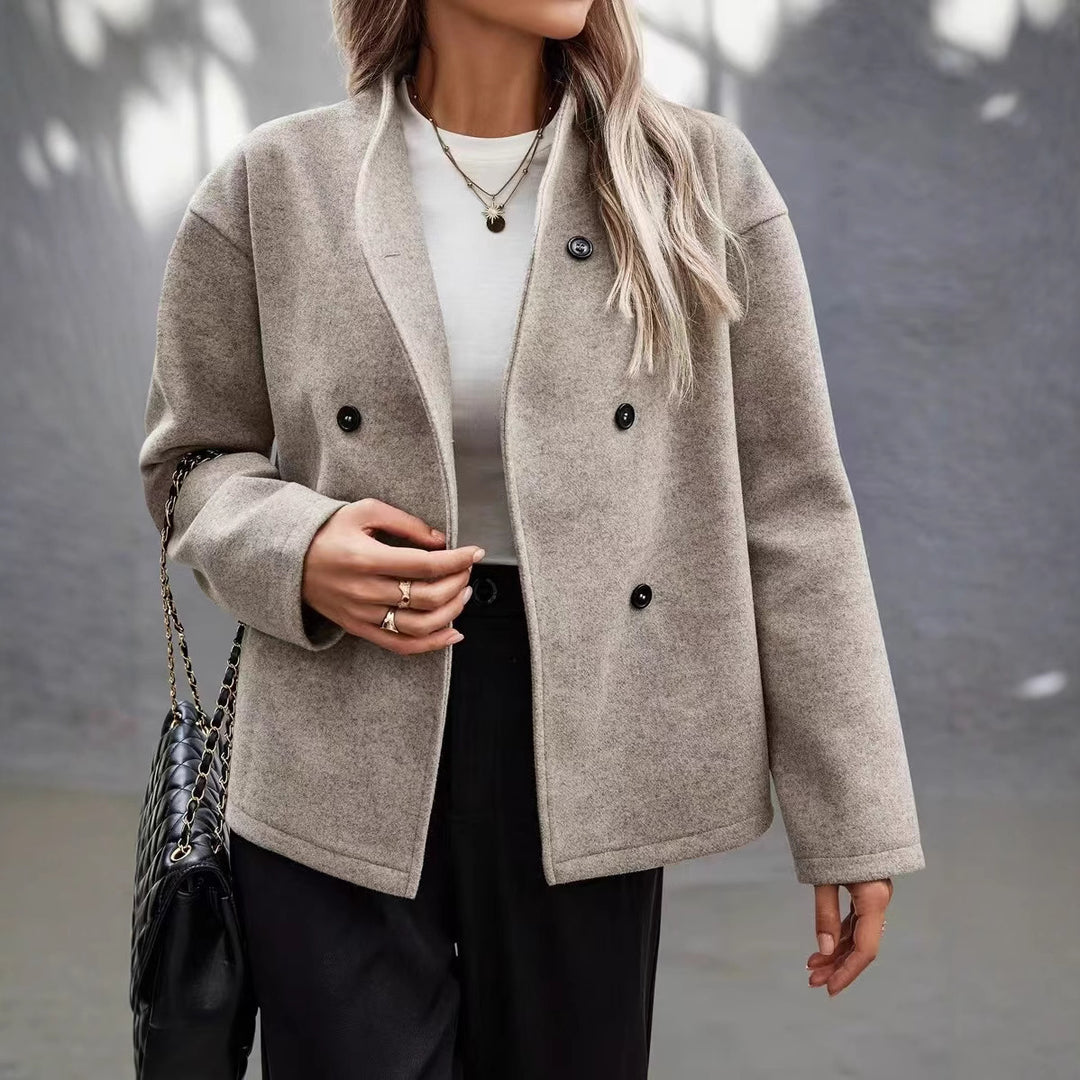 Ladies Elegant and timeless wool blazer jacket