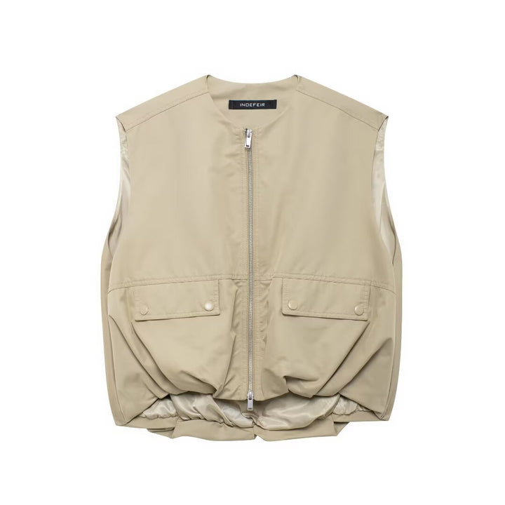 Women's lightweight utility vest with full zip, patch pockets, and elastic balloon hem Mune Fashion