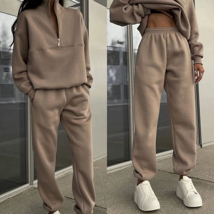 Women’s Oversize Half-Zip Sweatshirt with Stand-Up Collar and Soft Jogging Pants Mune Fashion