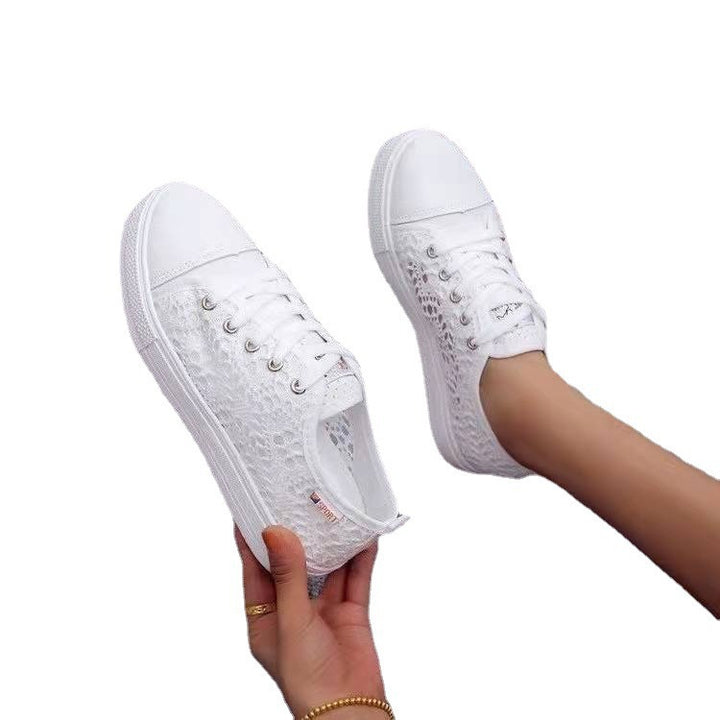 Women's sneakers with crocheted lace upper and lightweight platform sole Mune Fashion