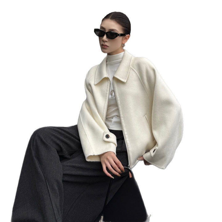Ladies short jacket made of wool blend with zipper and wide collar Mune Fashion