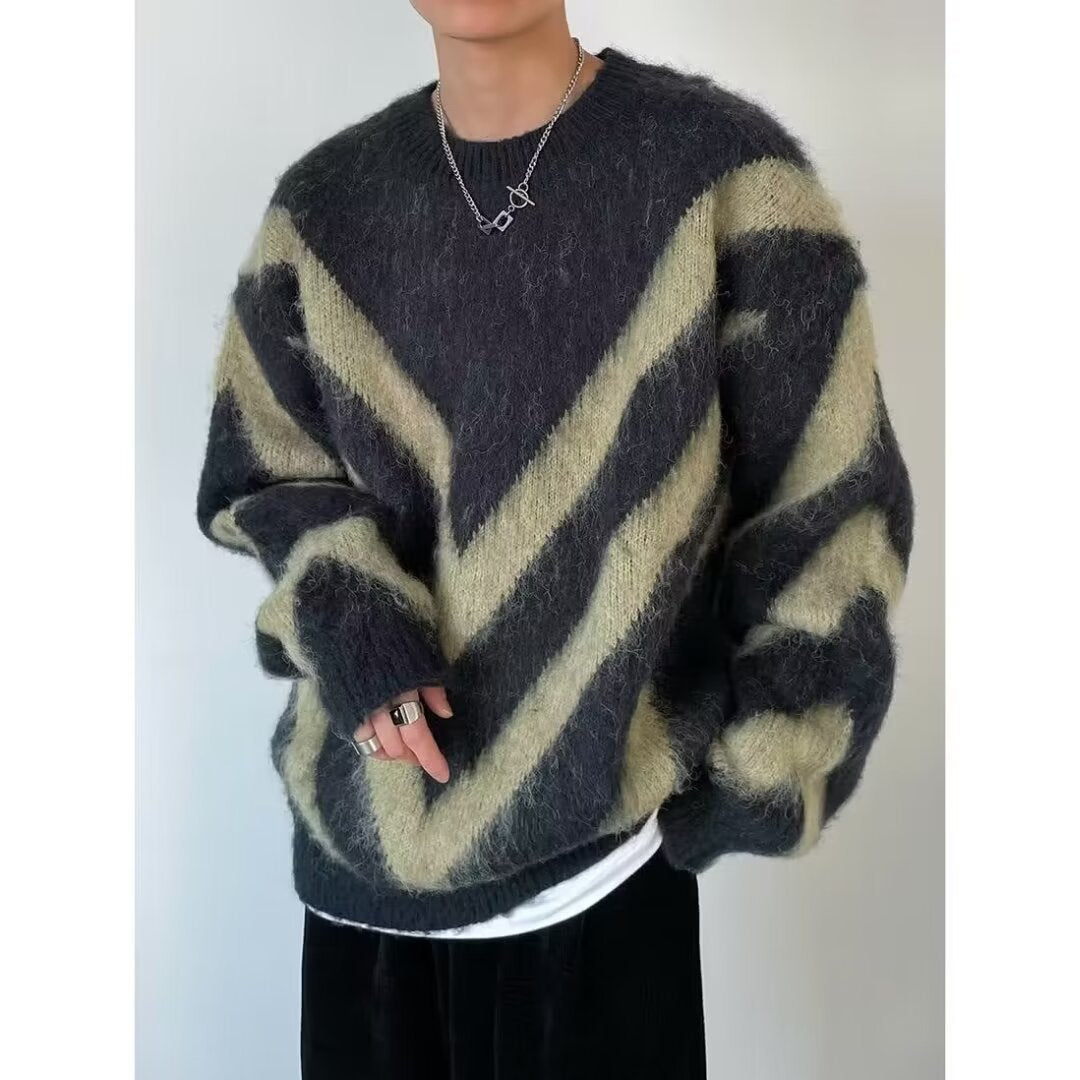 Men's Fashionable Chunky Knit Sweater with Chevron Pattern Mune Fashion