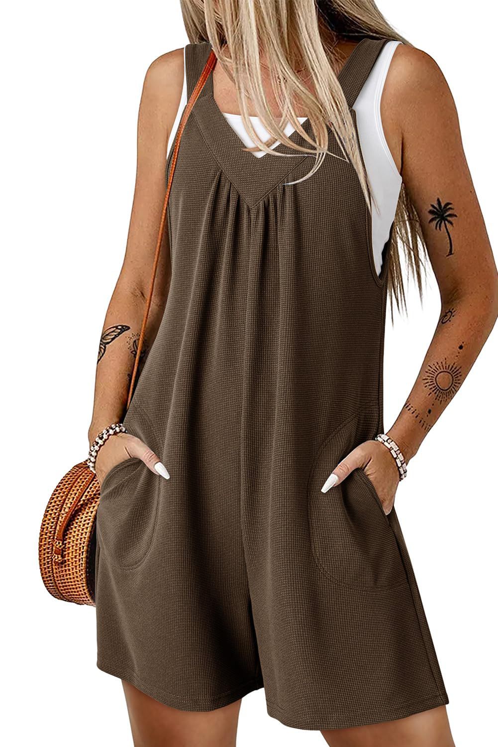Women's Sleeveless Waffle Shorts Jumpsuit with V-Neck and Side Pockets Mune Fashion