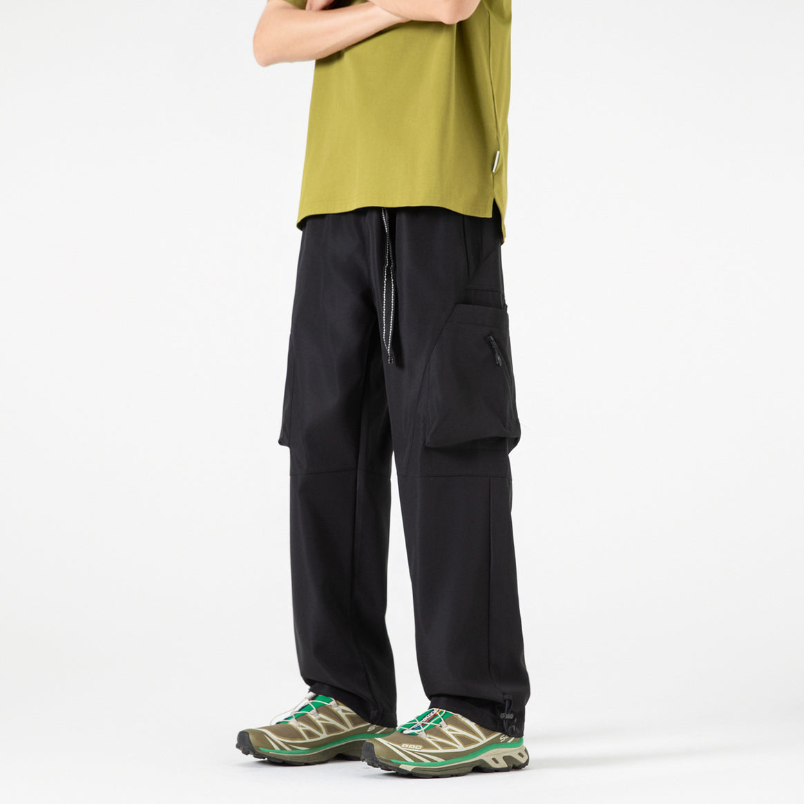 Herren Baggy-Cargo-Hose im Tech-Utility-Stil mit großvolumigen Klapptaschen, elastischem Bund und verstellbarem Kordelsaum Mune Fashion