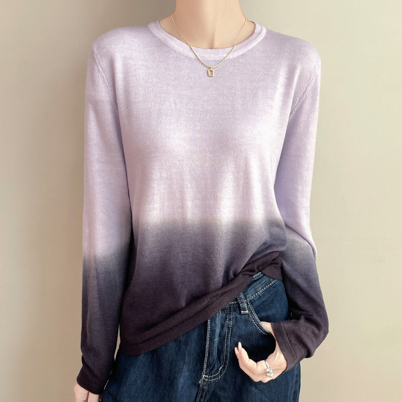 Women Light Gradient Fine Knit Sweater with Round Neckline and Loose Fit Mune Fashion