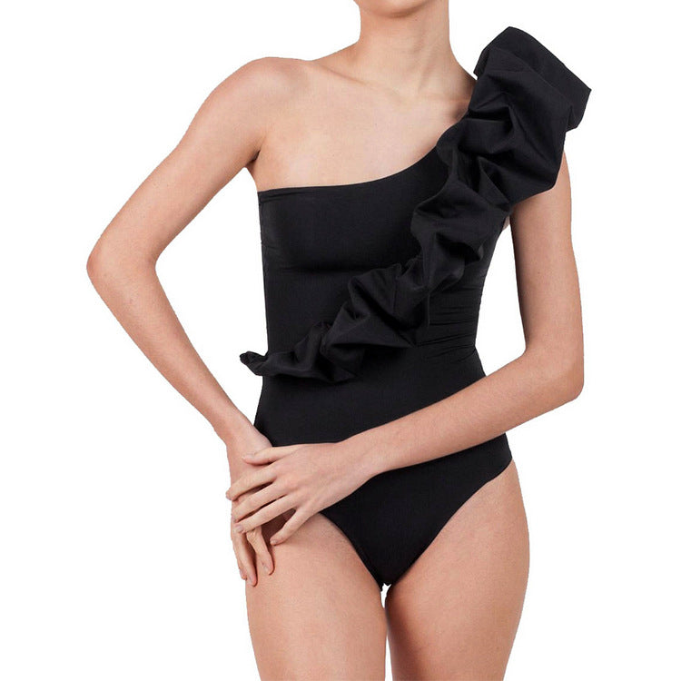 Women One-sided Swimsuit with Voluminous Ruffle Element Mune Fashion
