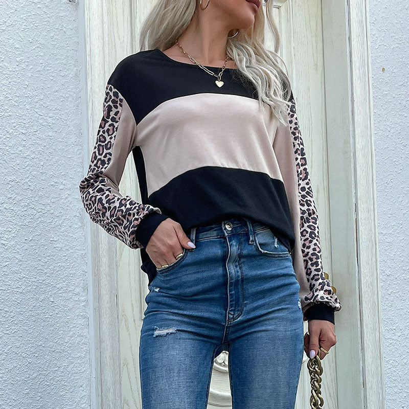 Women's Colorblock Sweatshirt with Leopard Sleeves and Round Neckline Mune Fashion