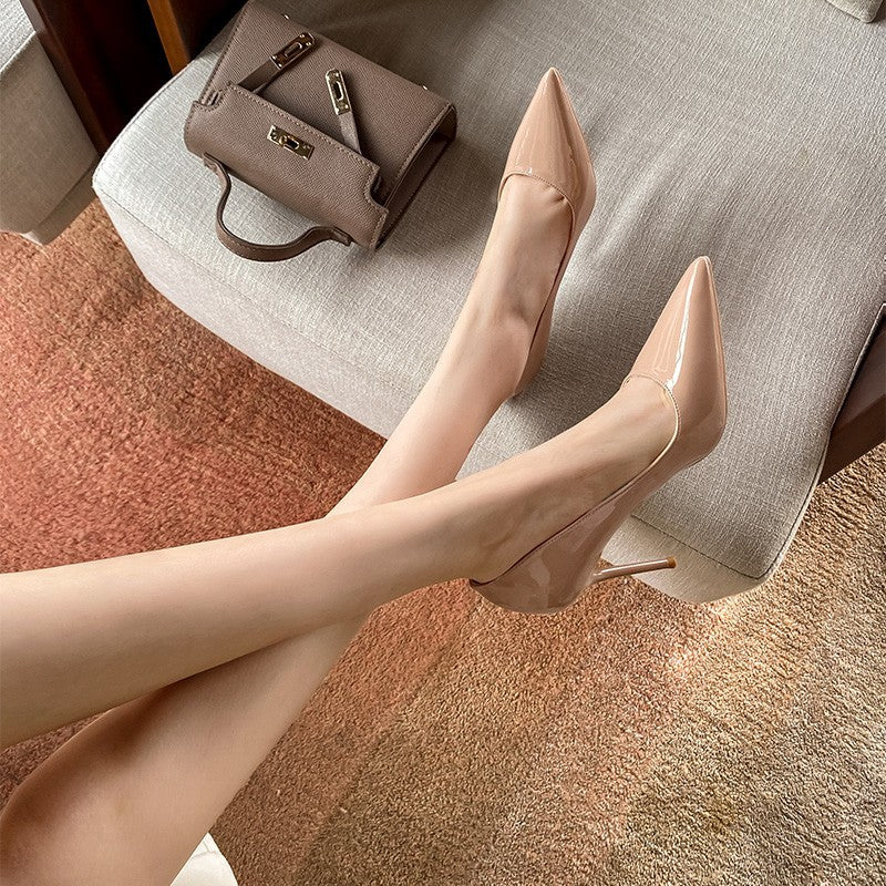 Women's elegantly pointed patent leather pumps with slender stiletto heels Mune Fashion