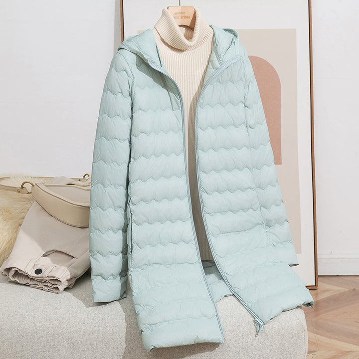 Women's Light Quilted Coat with Hood and Wavy Quilting Mune Fashion